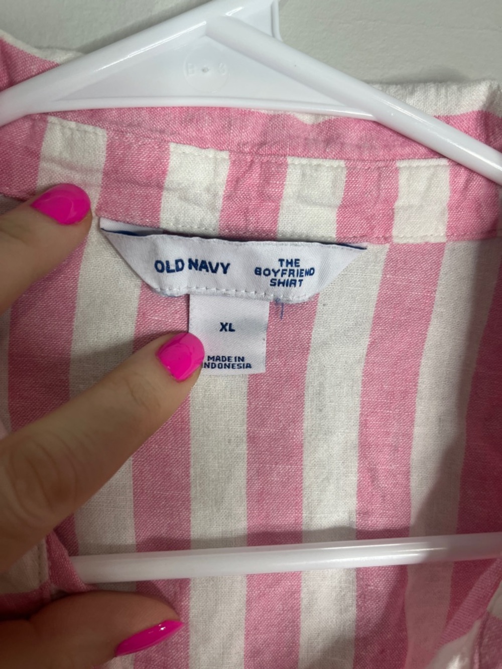 Old Navy Pink and White Stripe Button Down Shirt - Picture 2 of 5